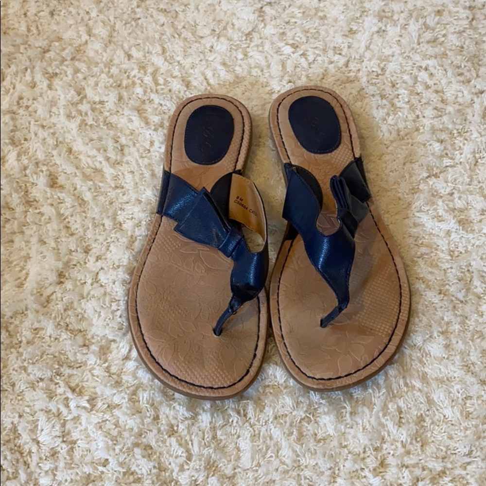 Born sandals